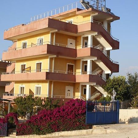 Apartments Vila Ardi Σαράντα Δωμάτιο φωτογραφία