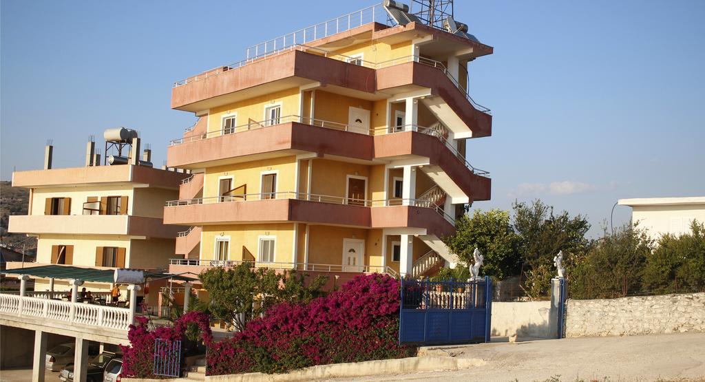 Apartments Vila Ardi Σαράντα Δωμάτιο φωτογραφία